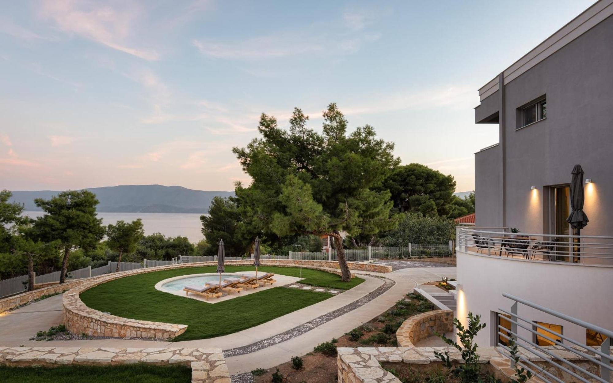 Cavos Boutique Homes Isthmia Extérieur photo